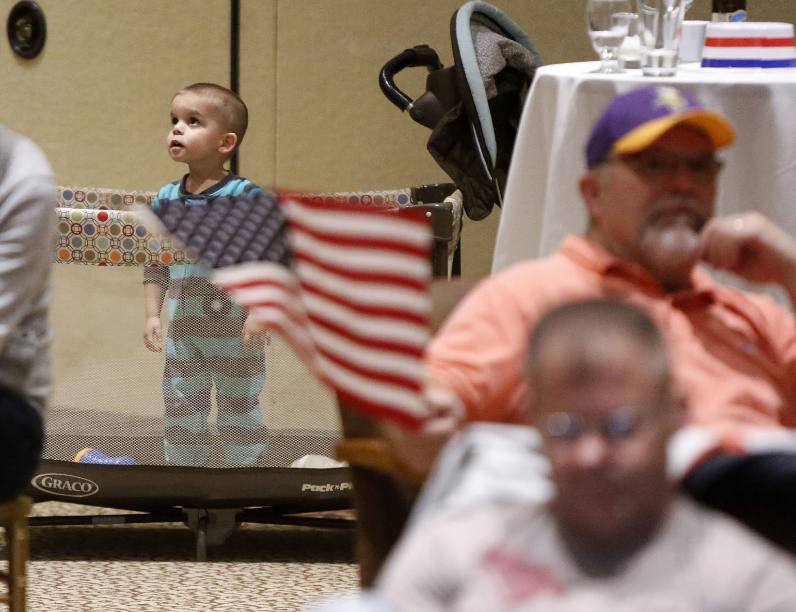 110816mp-gop-local-12